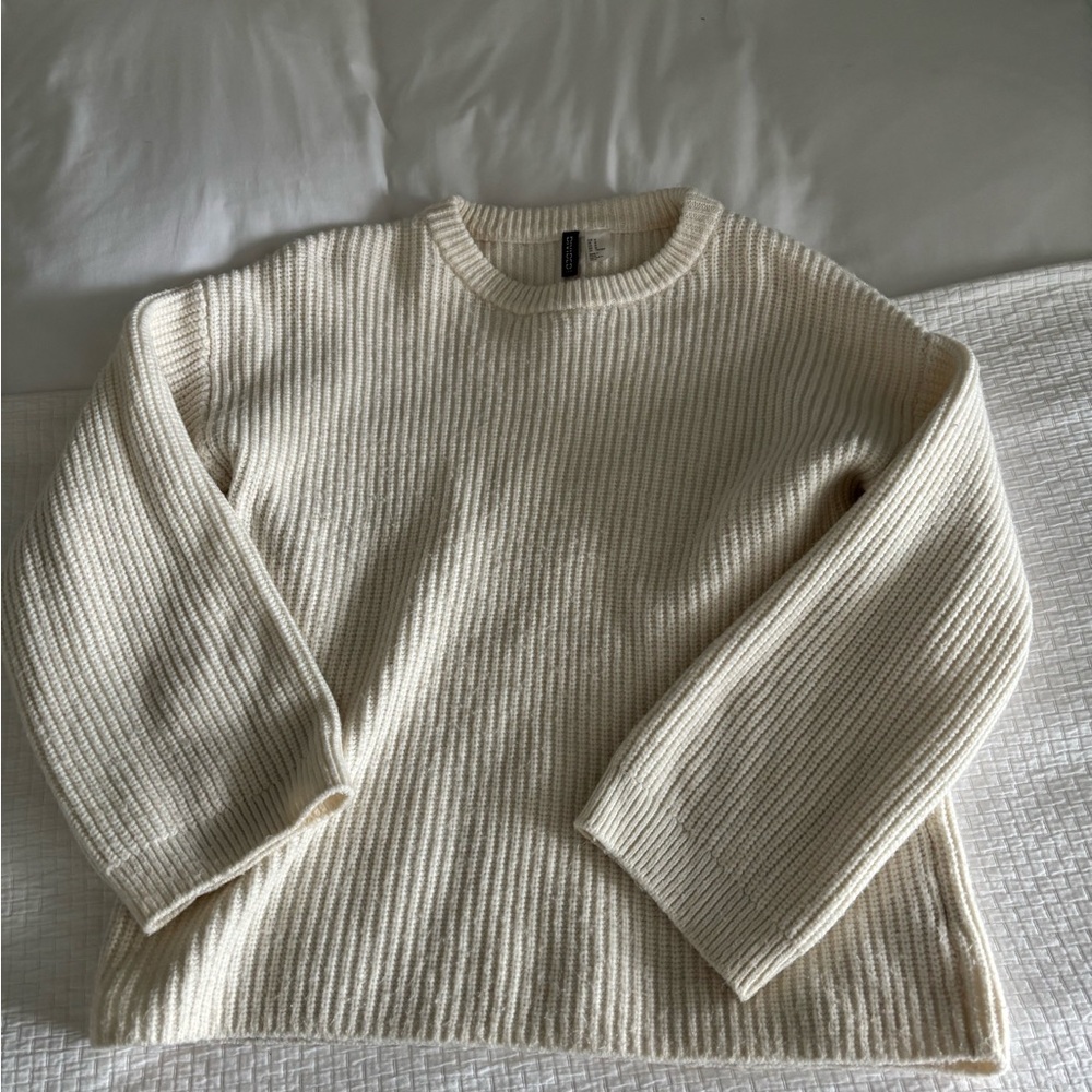 H&M Women's Cream Ribbed Sweater